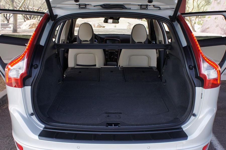  Volvo XC60 R-Design 2012 года  (фото 60 из 90)